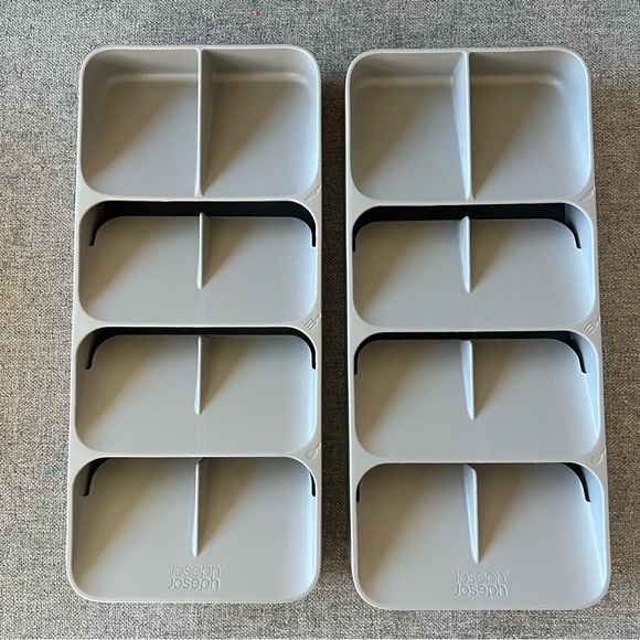 Set of Joseph Joseph Cutlery Organizers in Gray - Picture 6 of 11